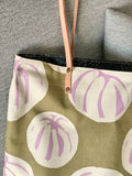 Reversible tote bag