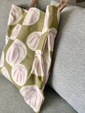 Reversible tote bag