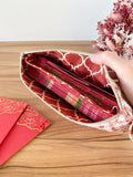 Zip wristlet