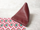 Leather pyramid flex frame coin purse