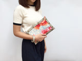 Button clutch