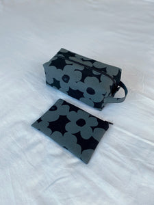 Zip pouch set