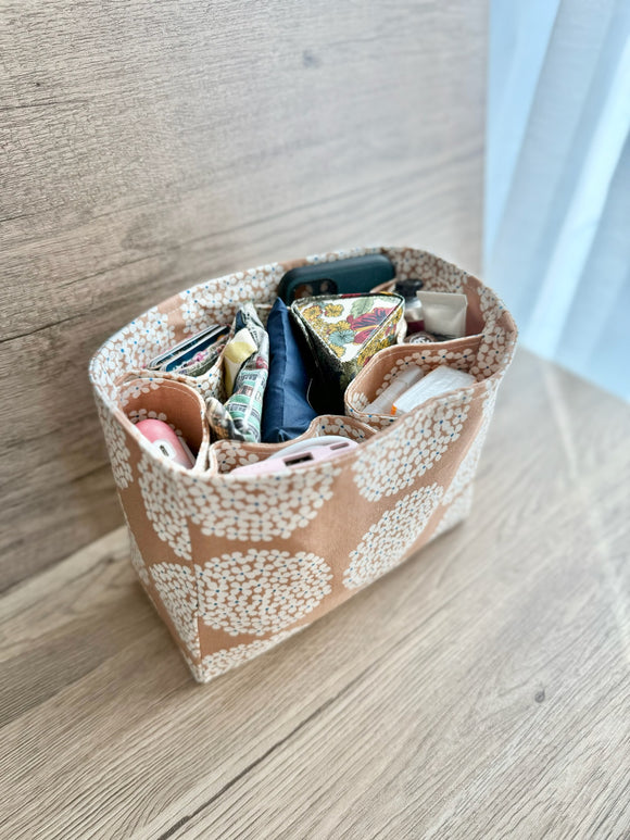 Bag organiser