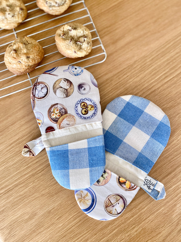 Oven mitts (1 pair)