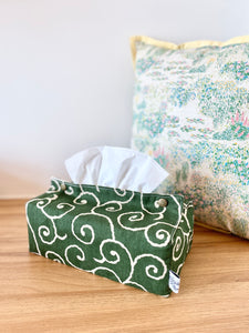 Tissue box cover - Japanese swirls