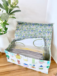 Fabric storage box (with magnet)